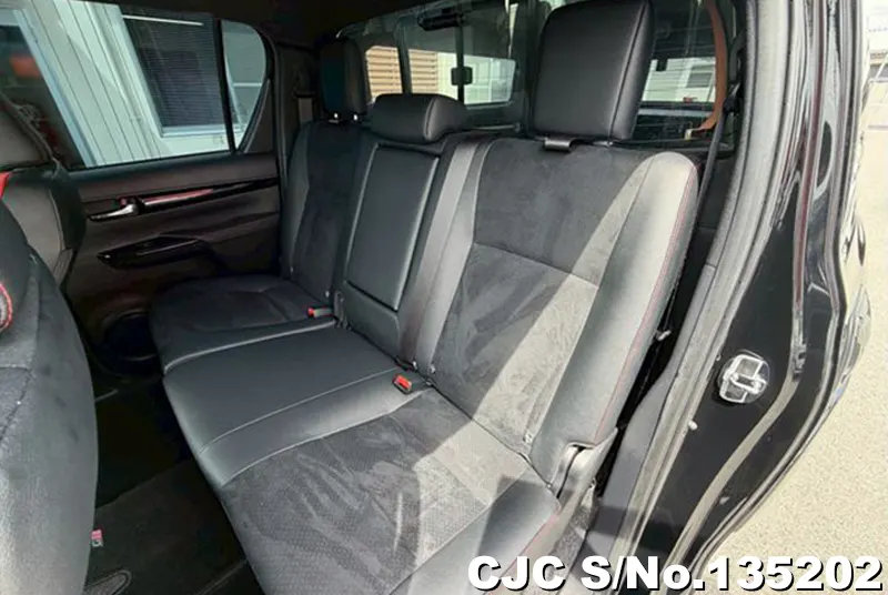 Toyota Hilux in Black for Sale Image 10