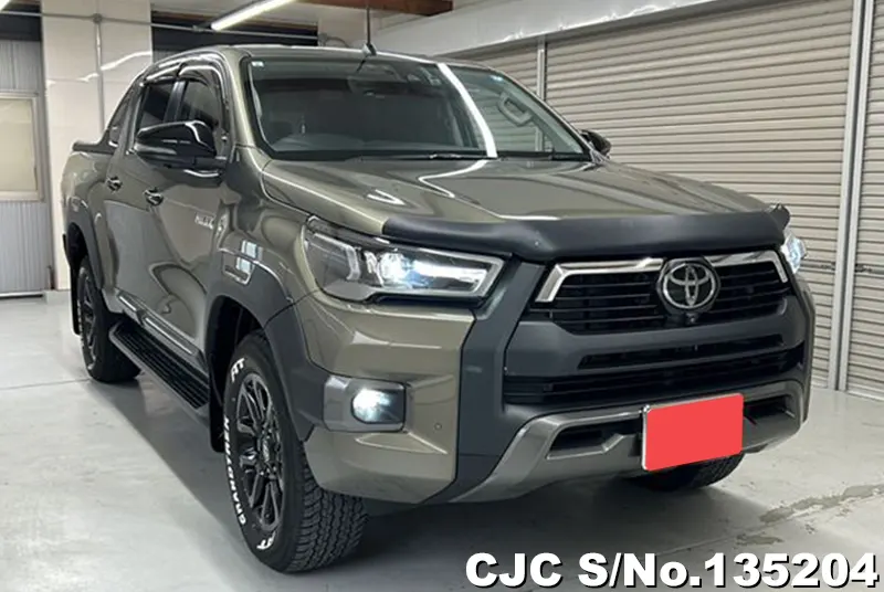 Toyota Hilux in Oxide Bronze Metallic for Sale Image 0