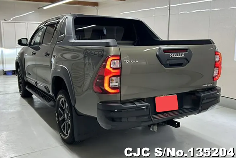 Toyota Hilux in Oxide Bronze Metallic for Sale Image 1