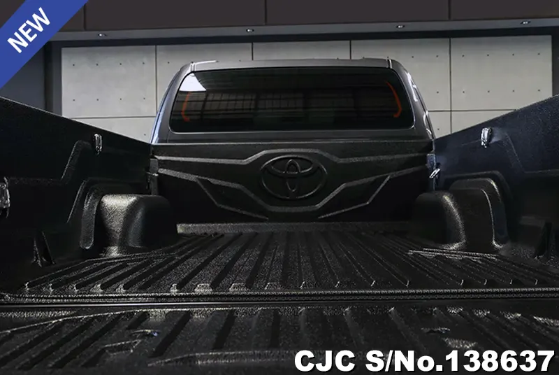 Toyota Hilux in Gray for Sale Image 4